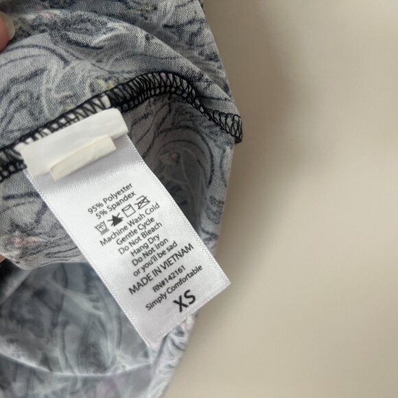 Lularoe Disney Maleficent Shirt Halloween Witch Size XS - Picture 9 of 13